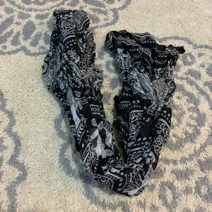 Black and white detailing on scarf